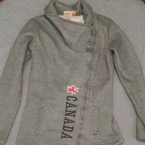 Ranch Design Gray Jacket with Leaf Emblem Sz Med